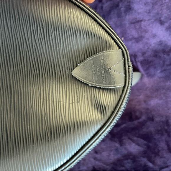 Louis Vuitton Speedy EPI leather Hand 100% Authentic - Picture 4 of 8